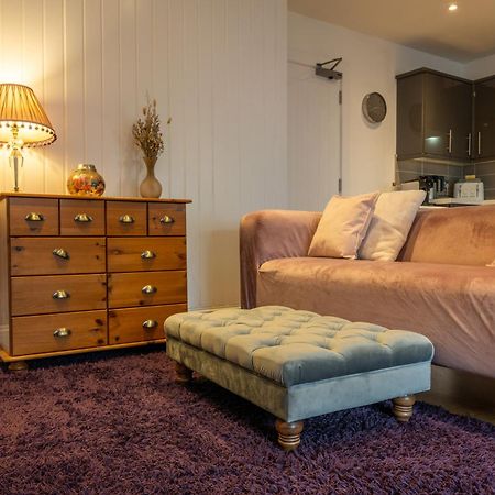 Cute 1 Bed Apartment 2 Mins From The Sea - Sleeps 4, Flat 8 The Gables, Church Street, Lyme Regis Ngoại thất bức ảnh