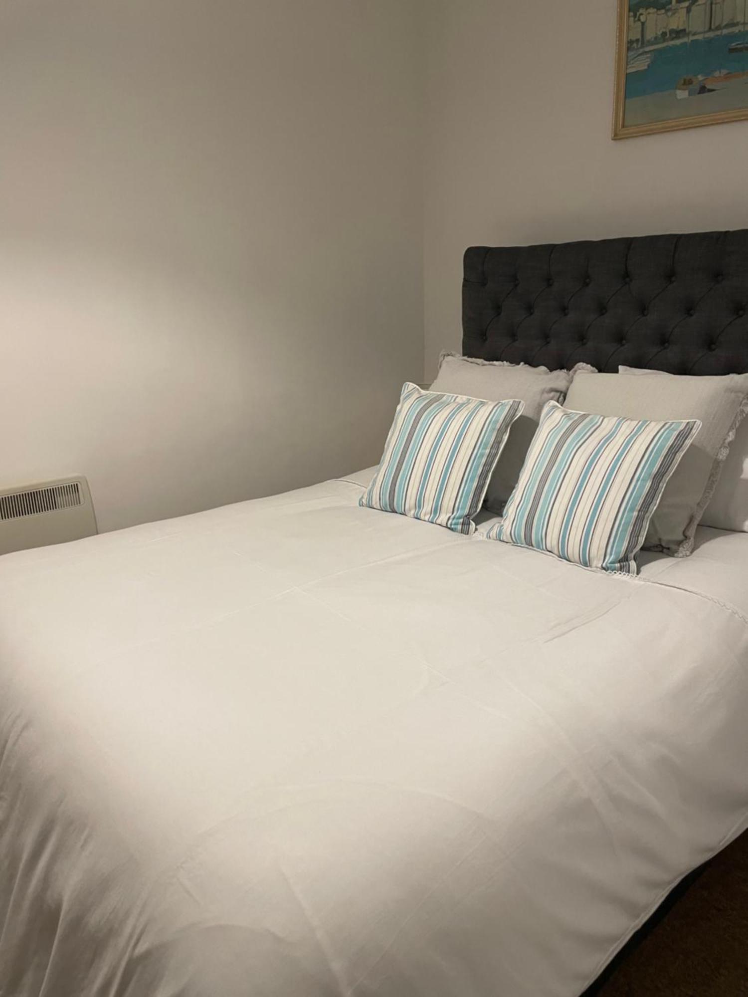 Cute 1 Bed Apartment 2 Mins From The Sea - Sleeps 4, Flat 8 The Gables, Church Street, Lyme Regis Ngoại thất bức ảnh